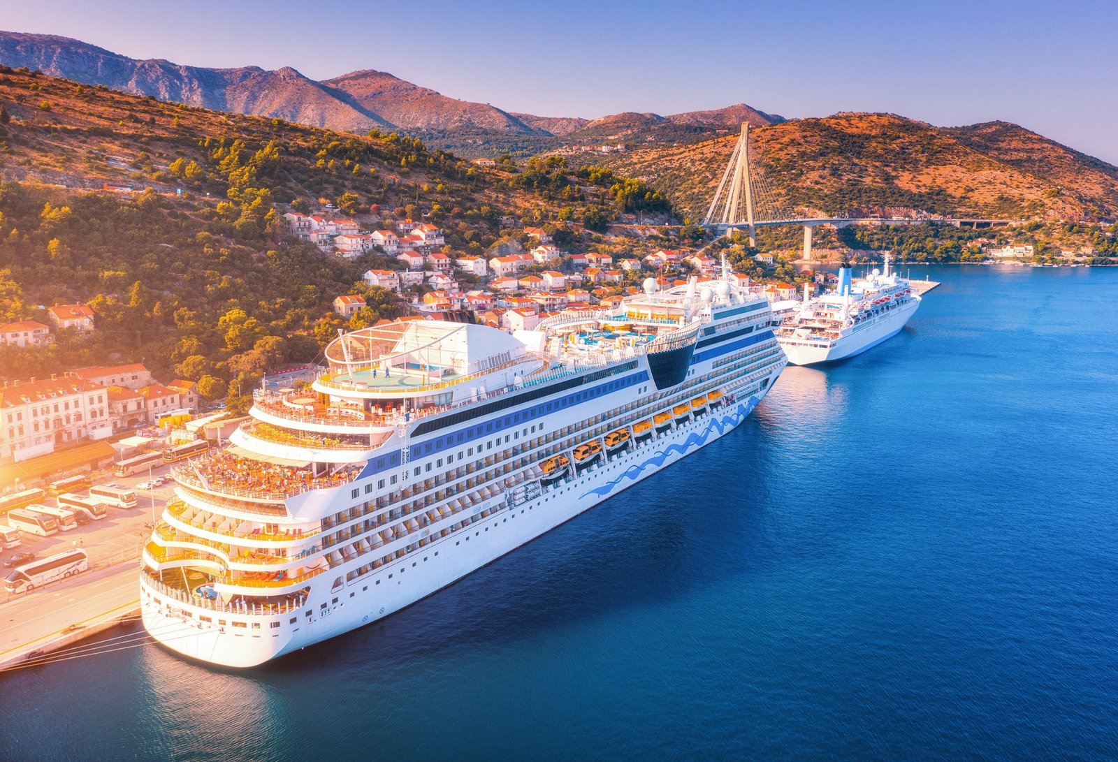 Western Caribbean Cruise | Call Now: +1 (866) 285-1224
