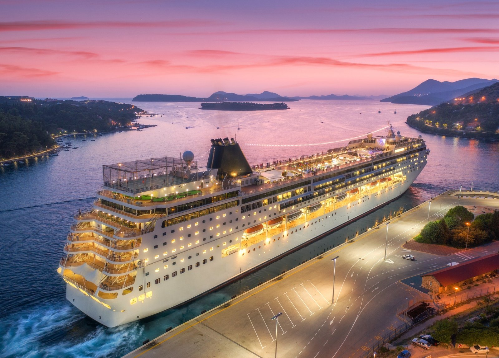 Alaska Cruise From Seattle | Book now: +1 (866) 285-1224